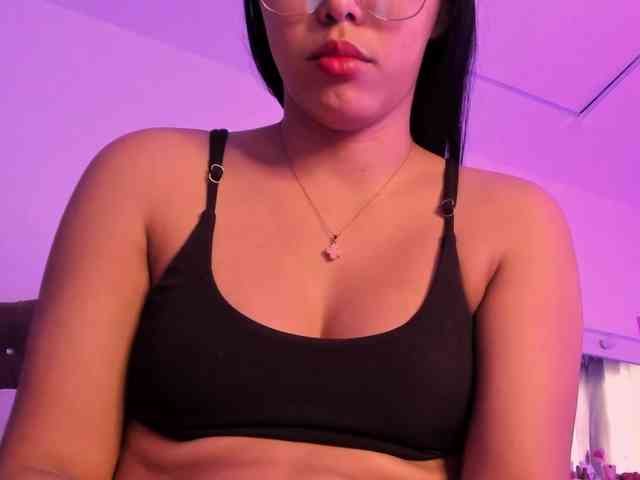 Alysson_18 webcam