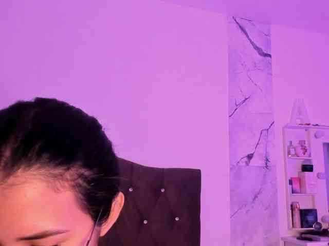 Alysson_18 webcam
