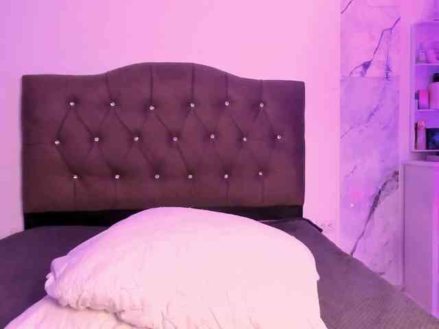 Alysson_18 webcam