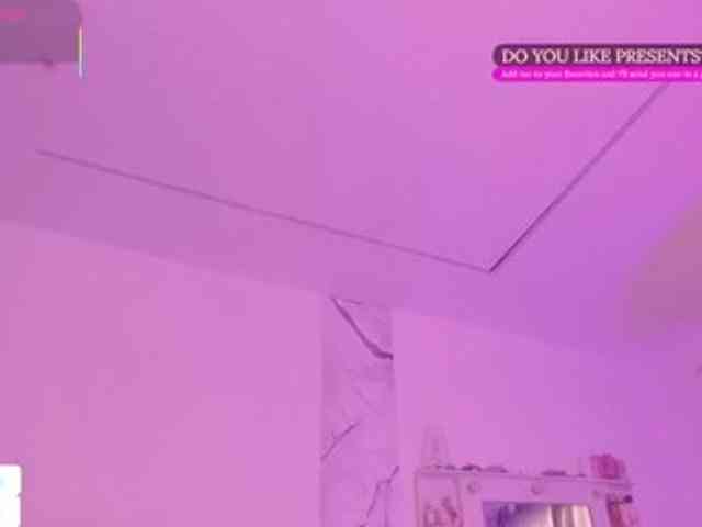 Alysson_18 webcam
