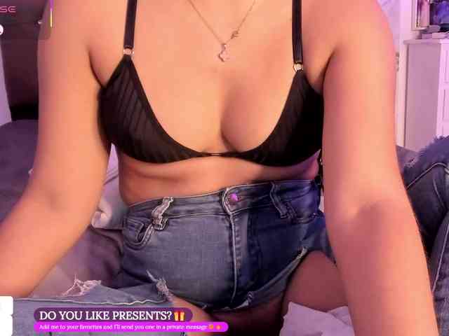 Alysson_18 webcam