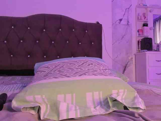 Alysson_18 webcam
