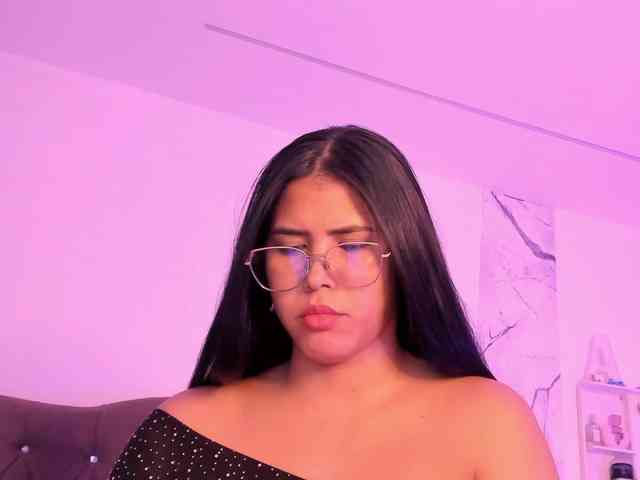 Alysson_18 webcam