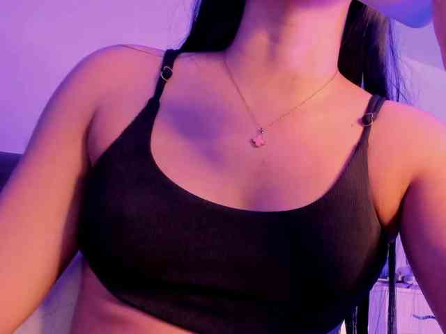 Alysson_18 webcam