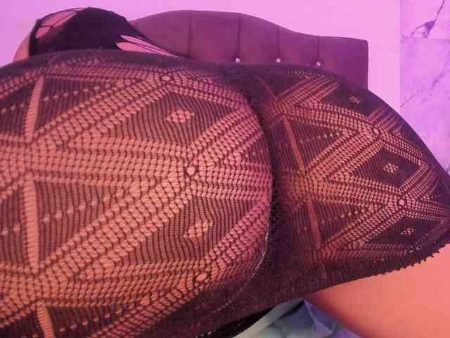 Alysson_18 webcam