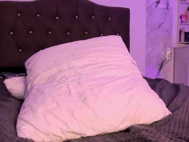 Alysson_18 webcam