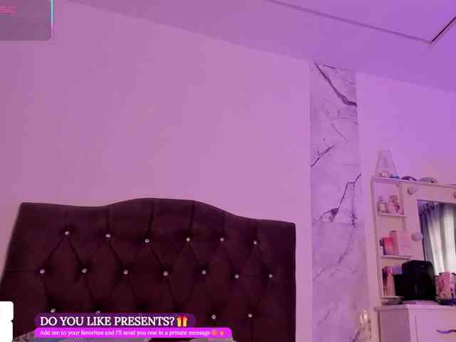 Alysson_18 webcam