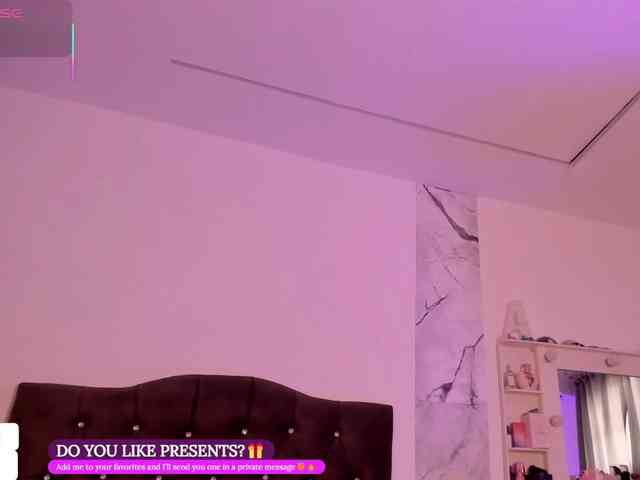 Alysson_18 webcam