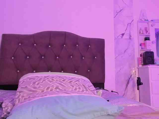 Alysson_18 webcam