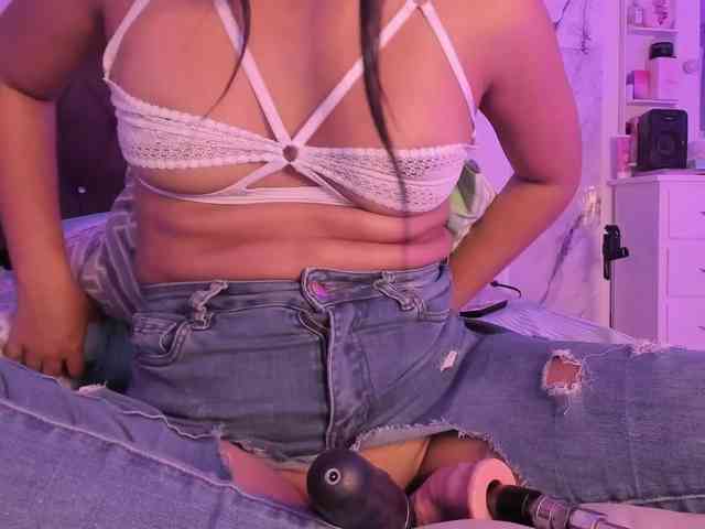 Alysson_18 webcam