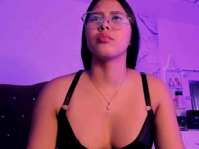 Alysson_18 webcam