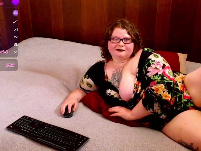 RamoraRey — live female cam