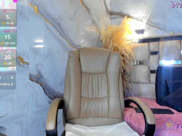 Danielaa-a's BongaCams show and profile