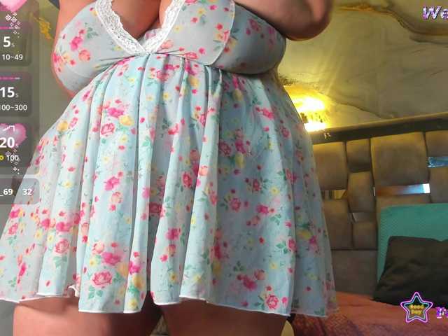 Danielaa-a live cam on BongaCams