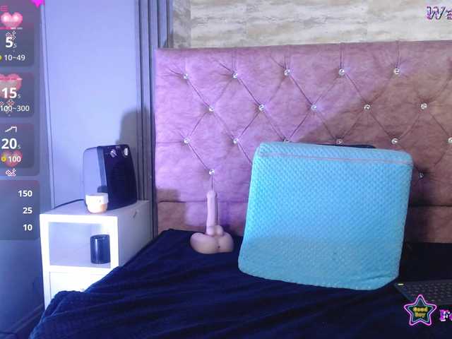 Danielaa-a live webcam show