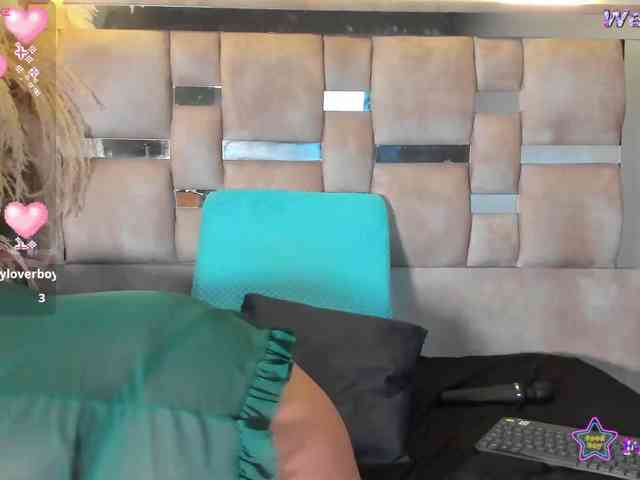 Danielaa-a webcam