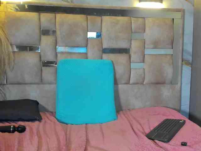Danielaa-a webcam