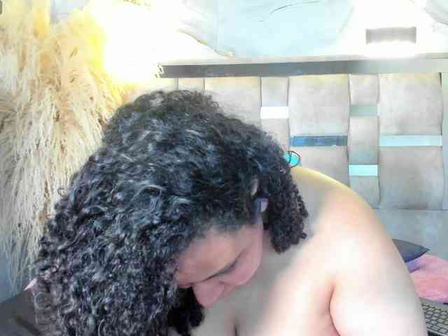 Danielaa-a webcam