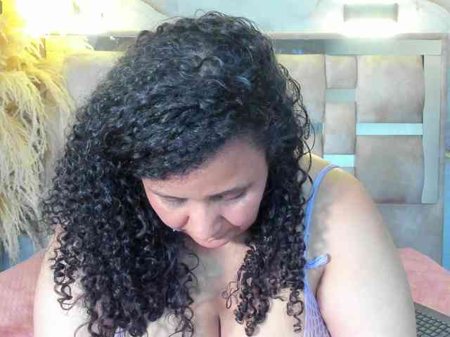 Danielaa-a webcam