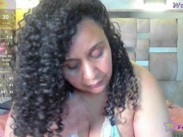 Danielaa-a webcam