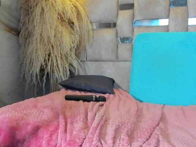 Danielaa-a webcam
