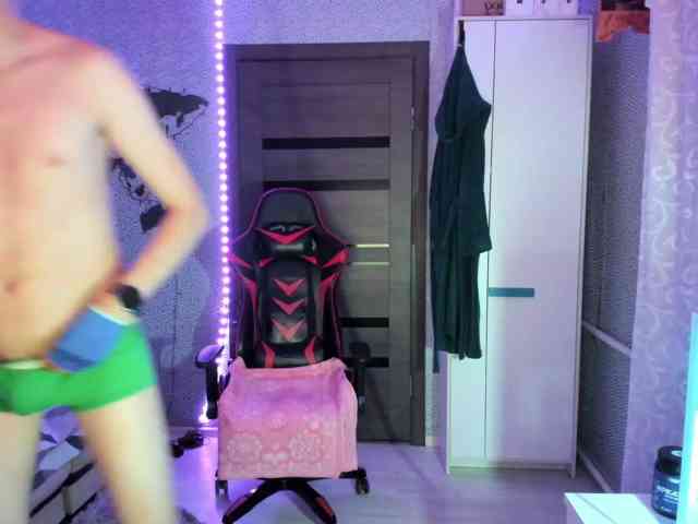 Alex21cmbolt's cam show statistics and live stream