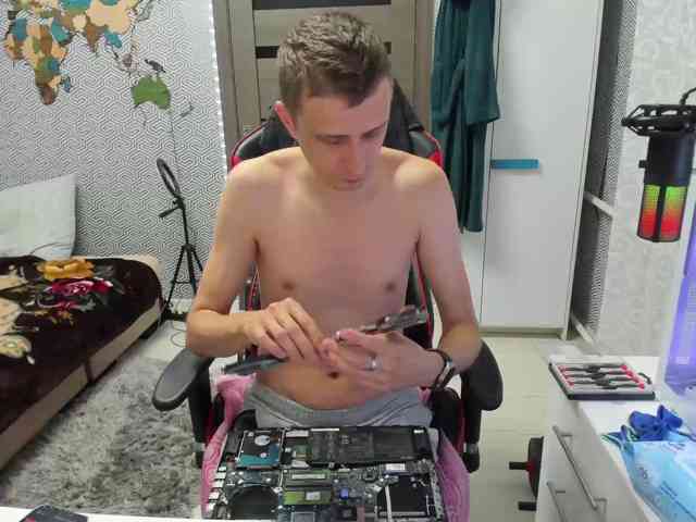 Alex21cmBolt