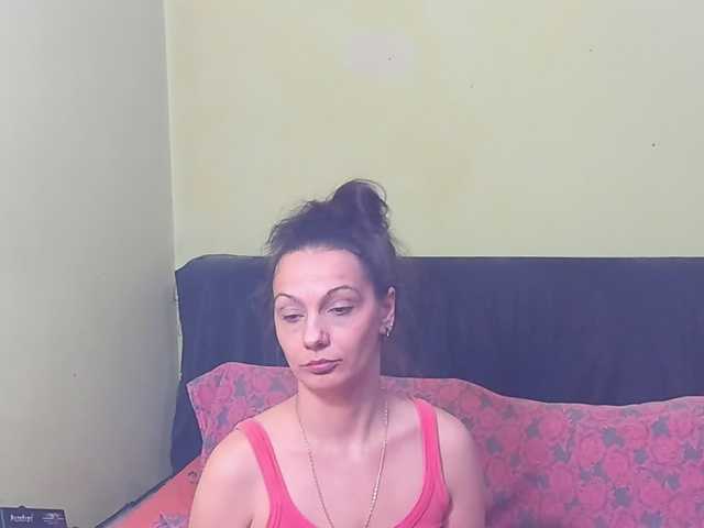 BettyVespoli live cam preview