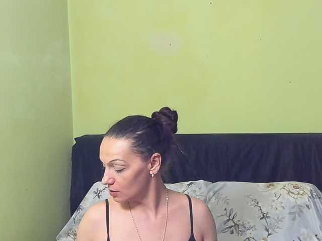BettyVespoli live cam on BongaCams
