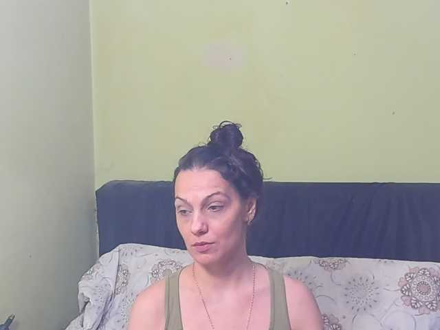 BettyVespoli, en vivo ahora en BongaCams