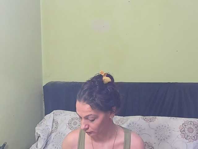 BettyVespoli live cam on BongaCams