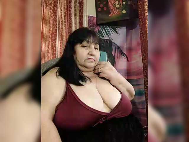 Nezsbudka's BongaCams show and profile