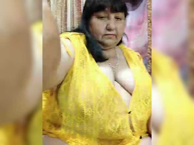 le modèle Nezsbudka est en webcam porno dans un show sur le site bongacams, il possède les tags suivants: White/Caucasian,Brunette,Hairy