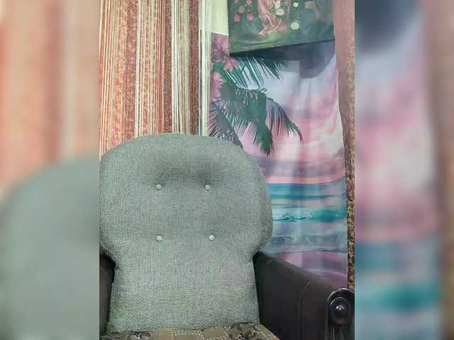 Nezsbudka's BongaCams show and profile