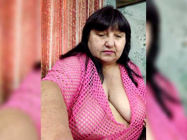 Nezsbudka live webcam show