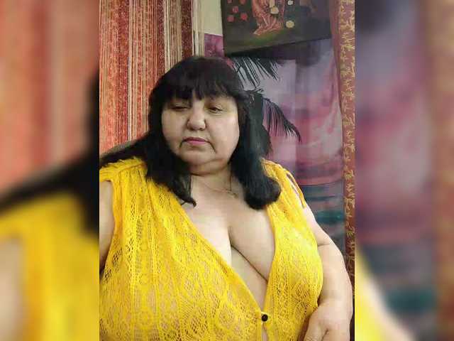 Nezsbudka's BongaCams show and profile