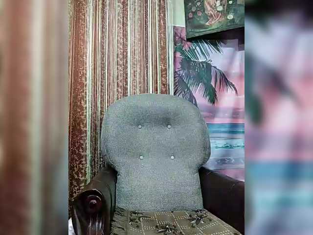 Nezsbudka's BongaCams show and profile