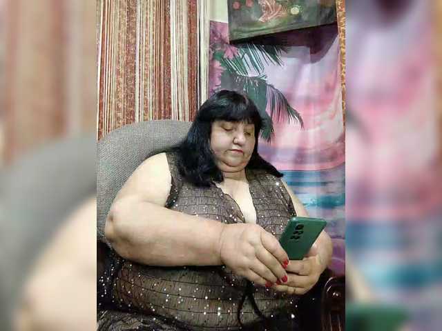 Nezsbudka's BongaCams show and profile