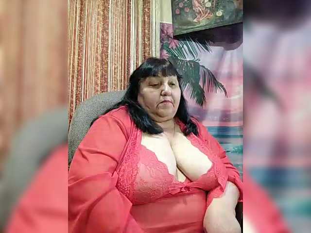 Nezsbudka's BongaCams show and profile