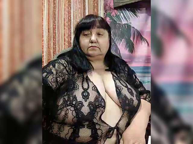 le modèle Nezsbudka est en webcam porno dans un show sur le site bongacams, il possède les tags suivants: White/Caucasian,Brunette,Hairy
