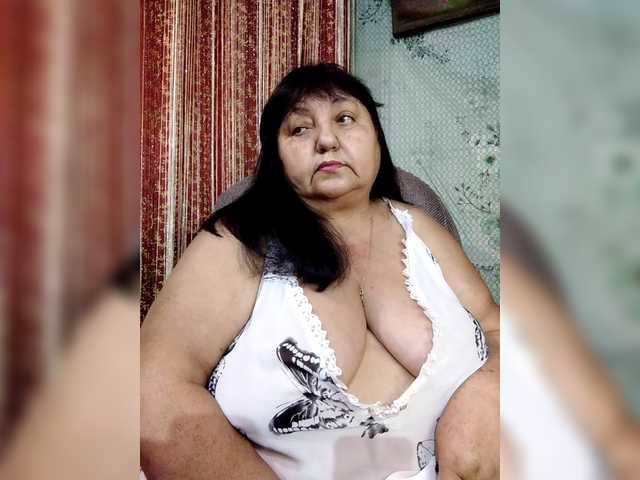 Nezsbudka live webcam show