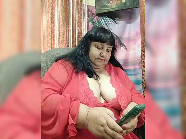 Nezsbudka's BongaCams show and profile