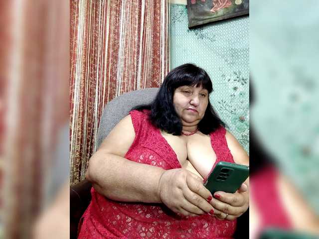 Nezsbudka live cam on BongaCams