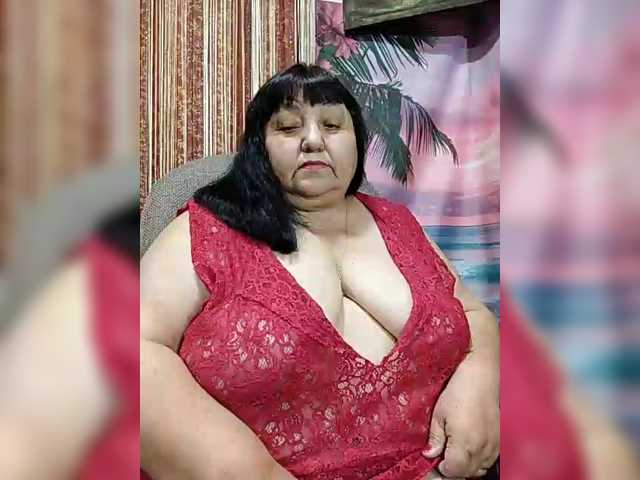 Nezsbudka's BongaCams show and profile