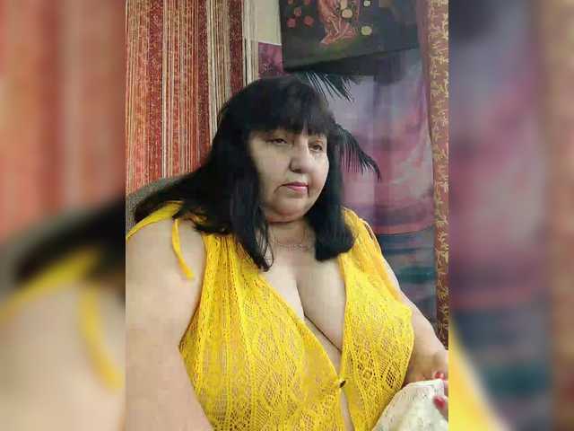 Nezsbudka's BongaCams show and profile