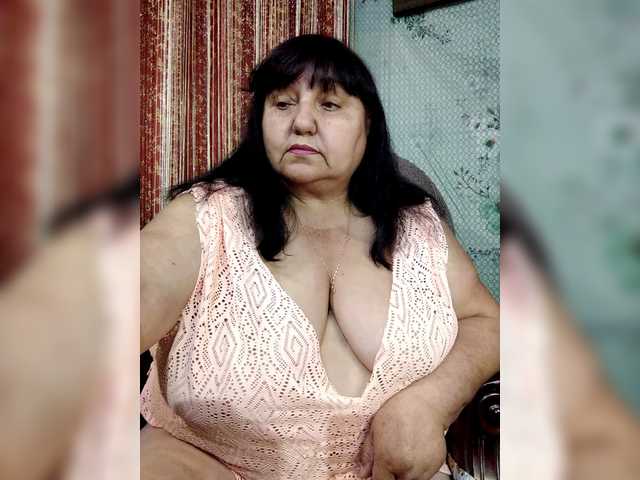 Nezsbudka live webcam show