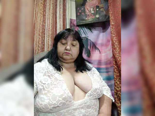 Nezsbudka's BongaCams show and profile