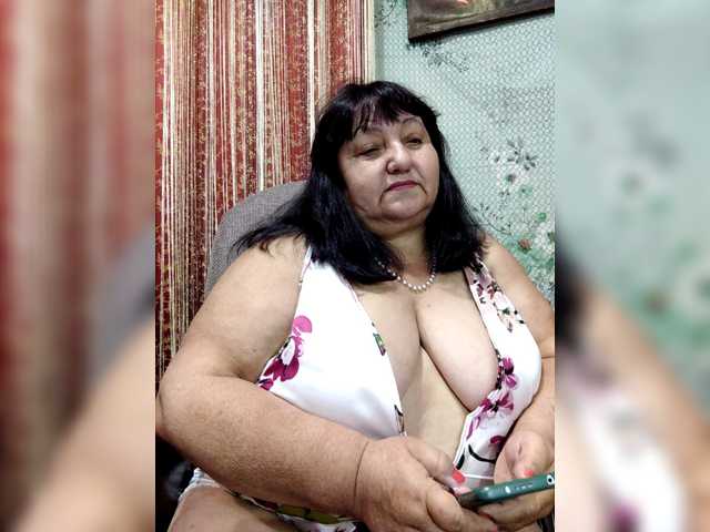 Nezsbudka, en vivo ahora en BongaCams