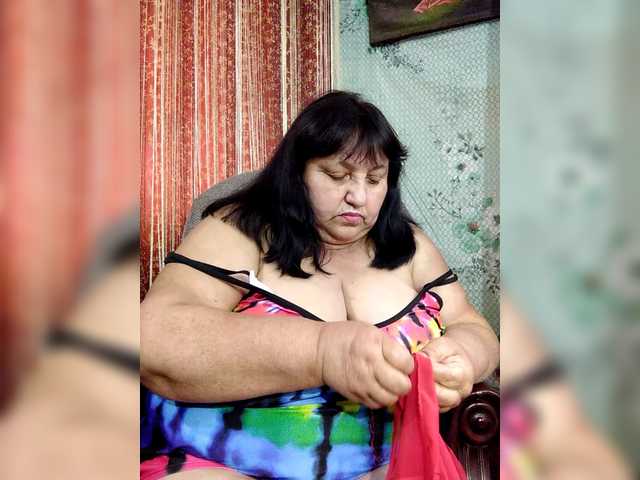 Nezsbudka live cam on BongaCams