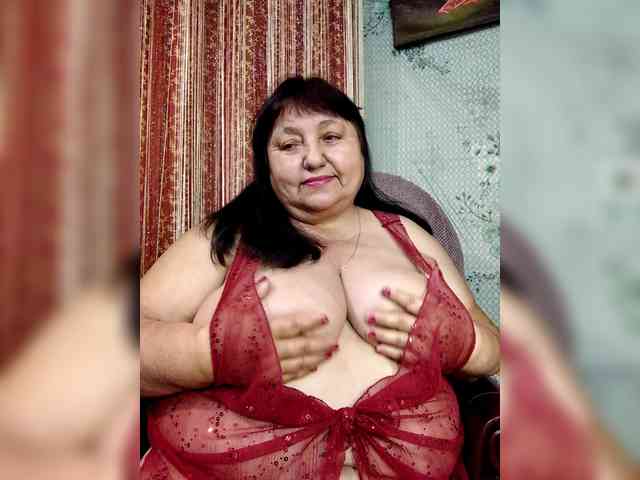 Nezsbudka Live Webcam on BongaCams